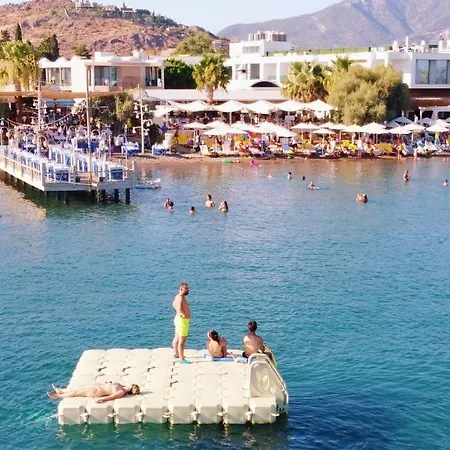 Herodot Hotel 4*