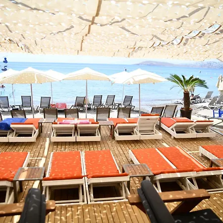 Myella Boutique ホテル オータキャンツ