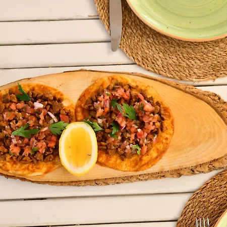 Myella Boutique オータキャンツ