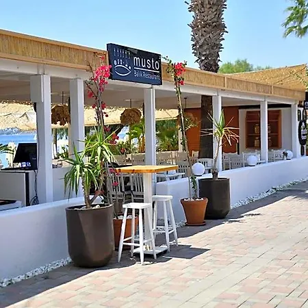 Myella Boutique מלון 3*